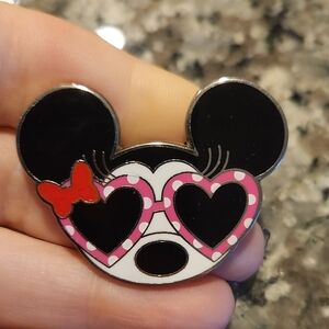 (5 For $30) Disney Pin Minnie Mouse Sunglasses Bow Parks Exclusive Pin